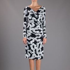Diane Von Furstenburg super flattering dress